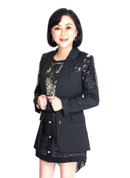 作為女性領導，Fanny集柔美與善良於一身，為企業凝聚了極大的人心。