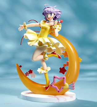 為配合畫展主題而展出的限定小忌廉雕塑。