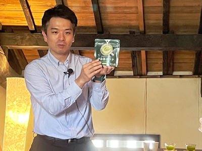 第六代副社長谷本康一郎。